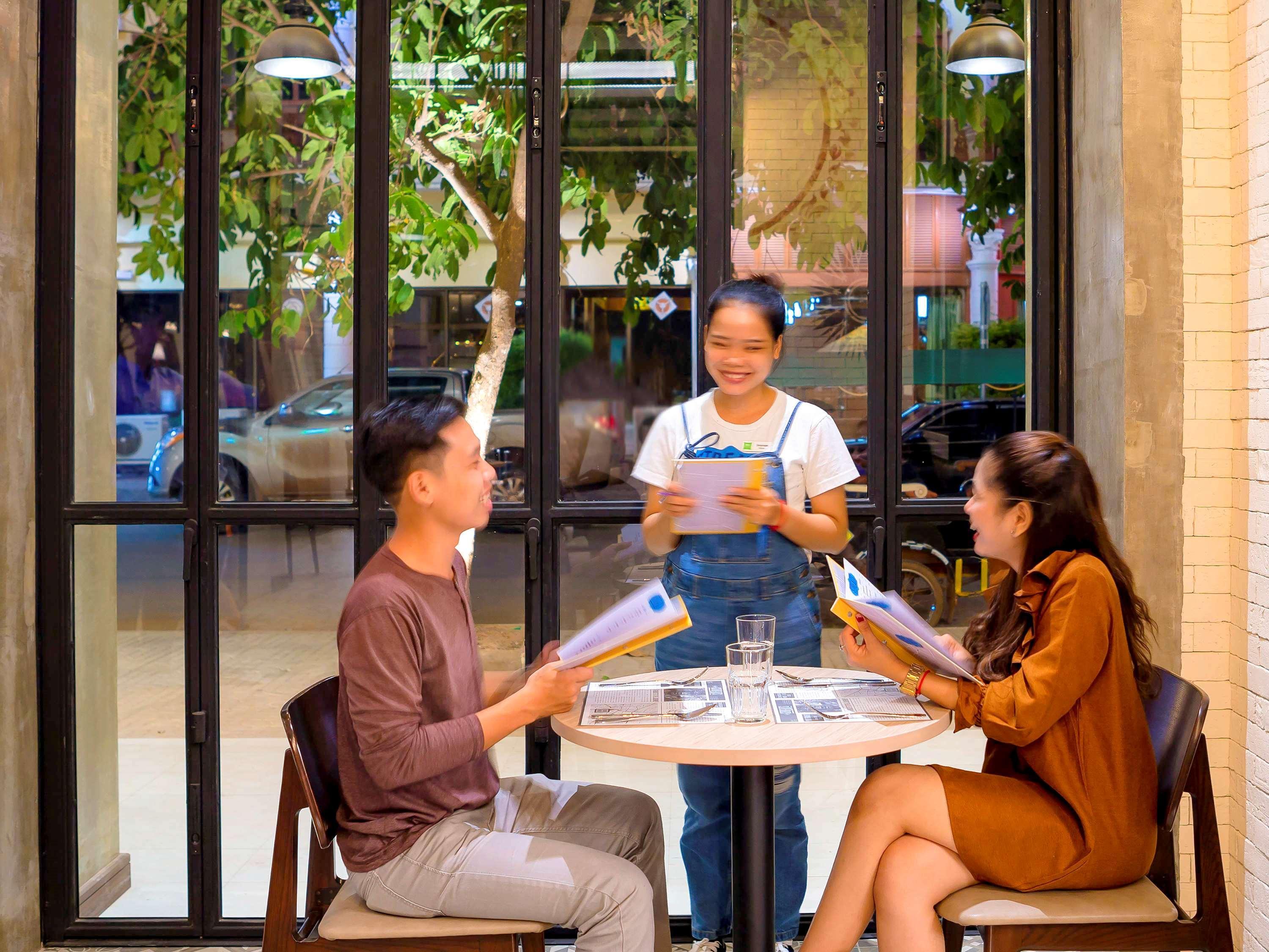 Ibis Styles Siem Reap Hotel Kültér fotó